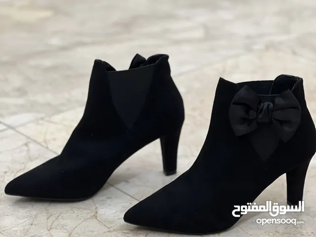 احذيه أوربيه بسعر كلش مناسب ، متوفره خدمه توصيل