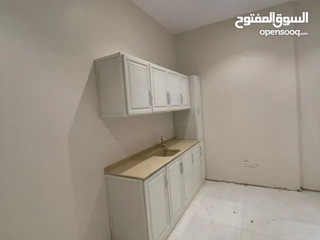 180 m2 4 Bedrooms Apartments for Rent in Jeddah Al Wahah