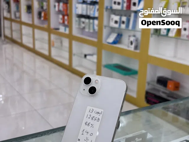 Apple iPhone 13 128 GB in Al Dakhiliya
