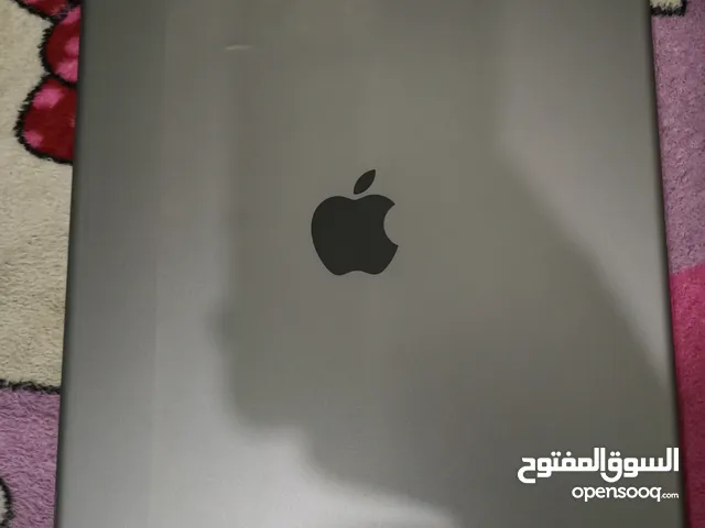 ايباد برو 2 حجم 12.9 ذاكره 256