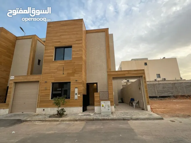 فيلا للبيع حي المهدية