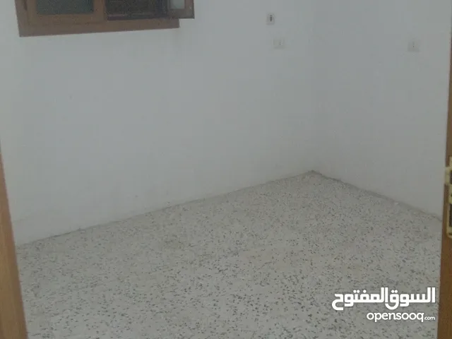 150 m2 4 Bedrooms Apartments for Rent in Misrata Zawiyat Al-Mahjoub