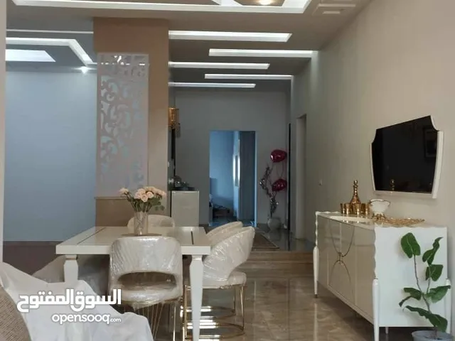 222 m2 5 Bedrooms Townhouse for Sale in Tripoli Ain Zara