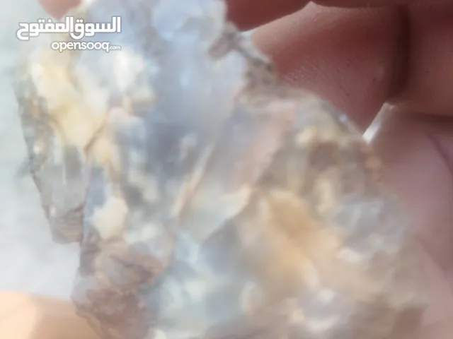 احجار كريمه عقيق ازرق وعقيق وردى وجاد وجسبر