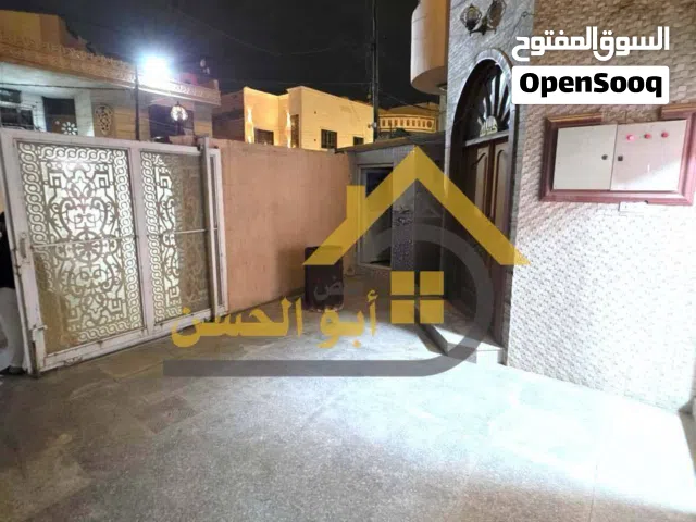 130 m2 4 Bedrooms Townhouse for Rent in Basra Oman
