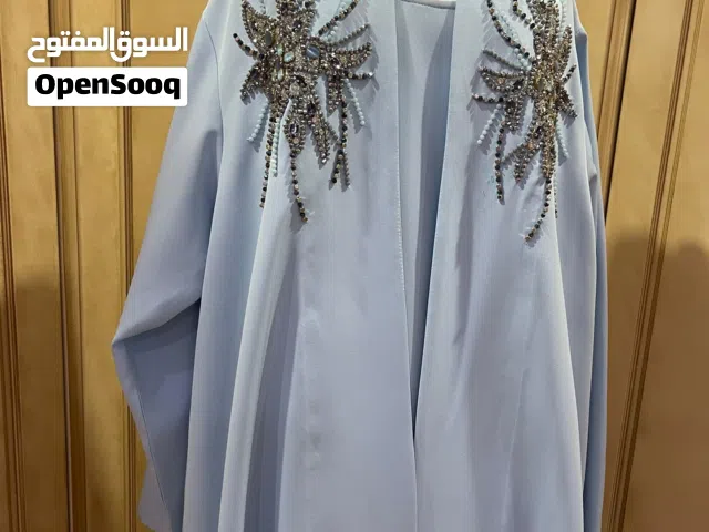 بدلة استقبال قطعتين لون ازرق سماوي هادي المقاس XL السعر 20
