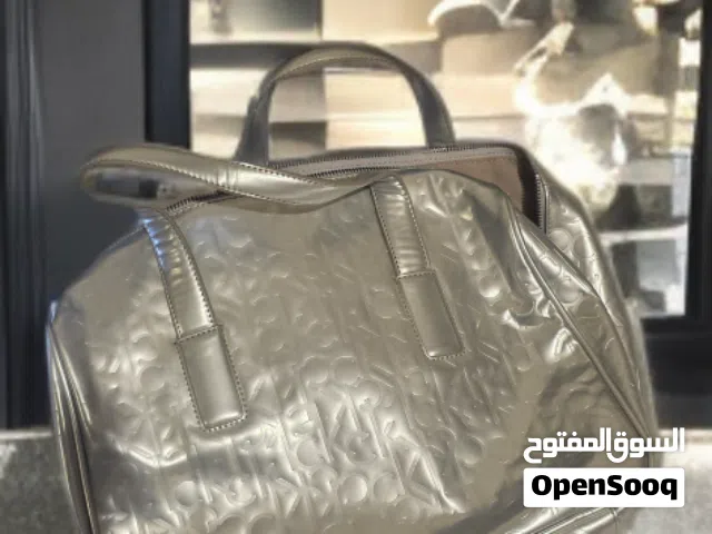 شنطة كالفين كلاين اصلية100%