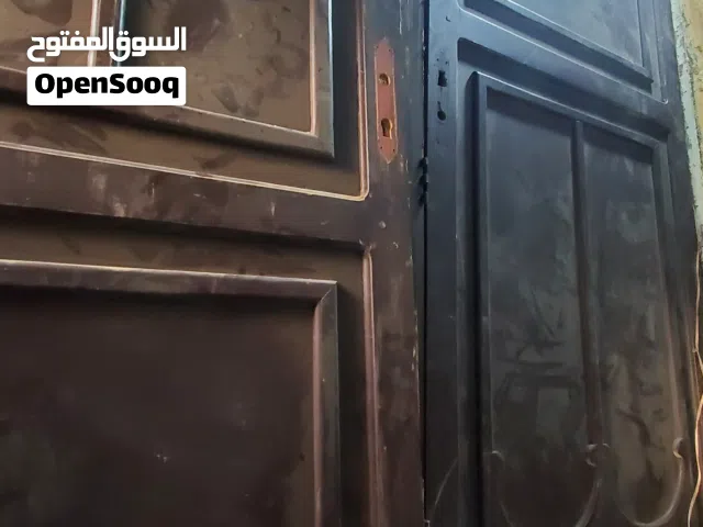 ابواب من حق السعوديه خشب