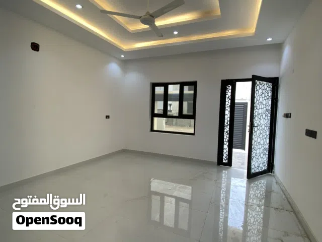 فرصة بالرميس الشمالية  توين فيلا أرضية للبيع
