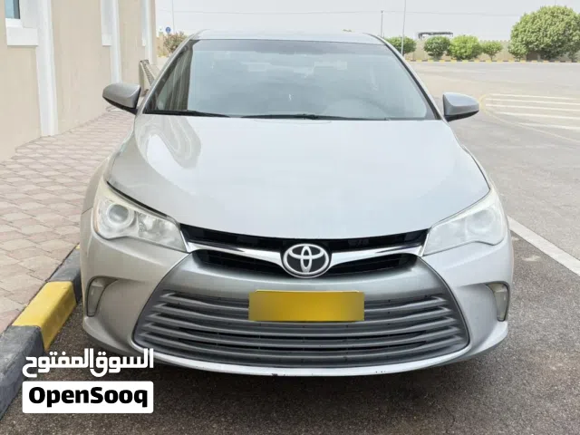 تويوتا كامري 2017 للبيع