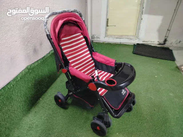 عربة أطفال حجم كبير