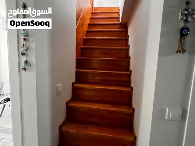 شقه في اسطنبول الاسيويه طابق رابع دوبلكس مطله على إعمار مول منطقه اتاشهير أوسكودار قريبه من السوق