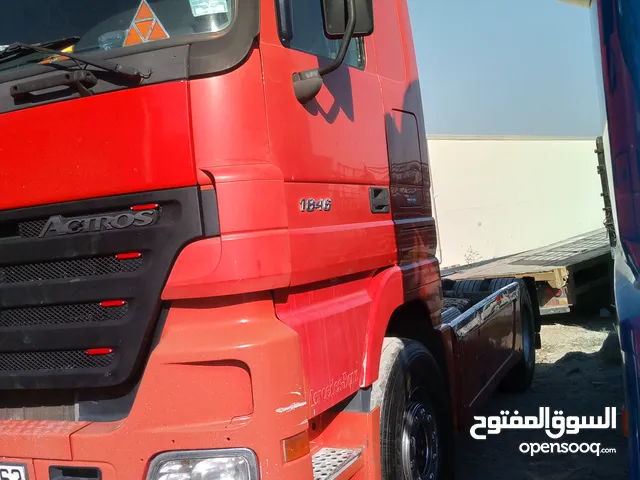 راس تريلا + عرباي حاويات