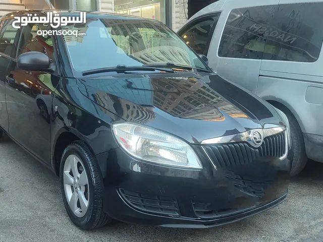 سكودا فابيا 2014جير عادي محرك 1400