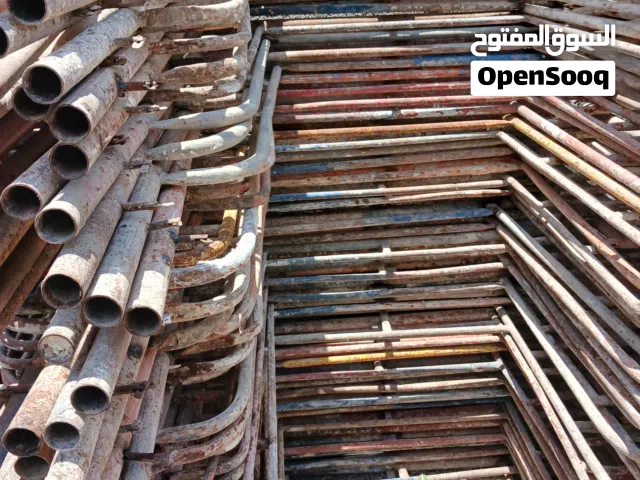 سقالة مربعات تامات 25للبيع مستعمل معاهن 3امقاص جدد