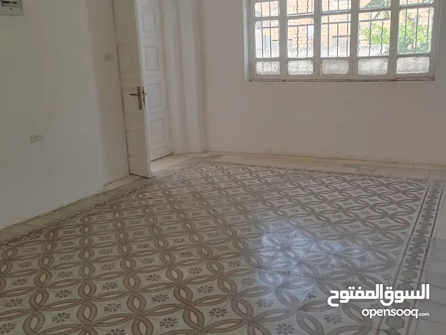 180 m2 3 Bedrooms Apartments for Rent in Amman Jabal Al-Lweibdeh