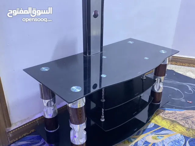 ميز شاشة بلازما للبيع المستعجل