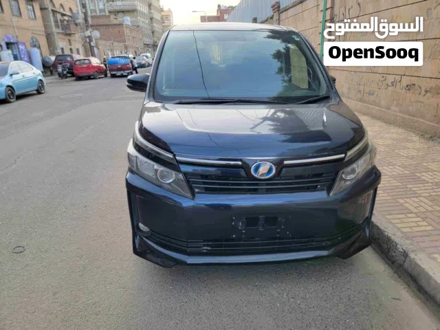 2015 تويوتا فوكسي Voxy S-Z