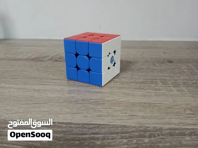 مكعب روبيك gan الاصلي مع عدته