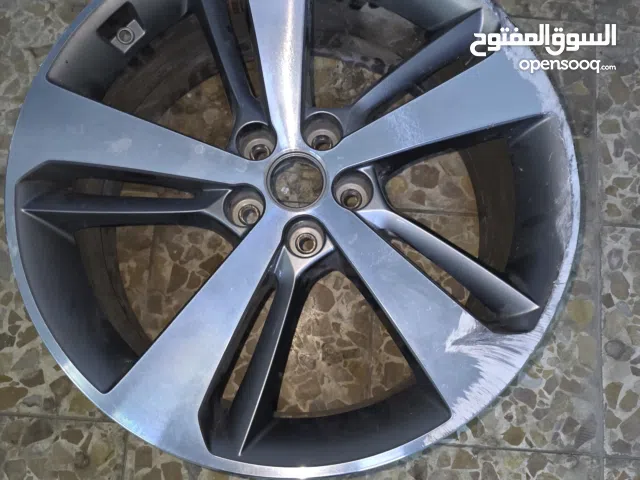 ويل سياره نضيف نفس البصوره سياره جينيسيس GV80 معا بك لايت خلفي مكسور بس لوجه مالته