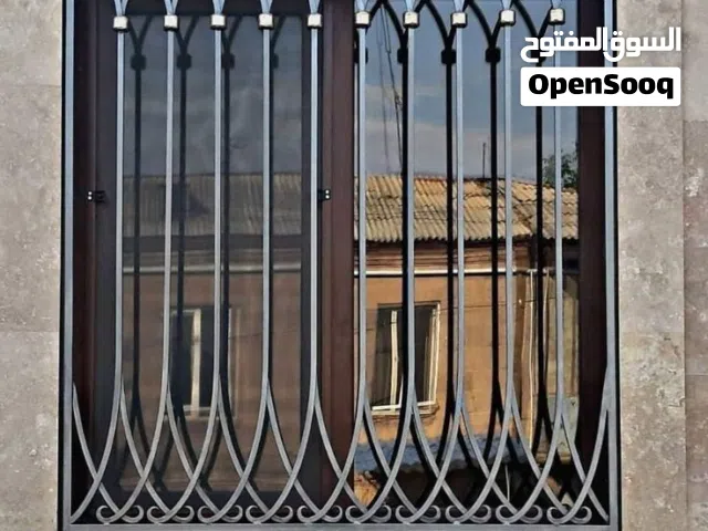 حداد في الرياض ( أبواب، شبابيك، مظلات، سواتر، برجولات، تنفيذ غرف سندويتش بنل، وجميع أعمال الحدادة )