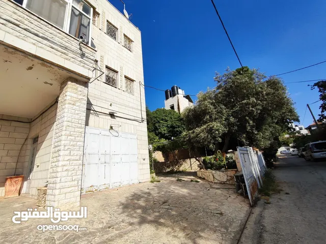 Building for Sale in Ramallah and Al-Bireh Beitunia