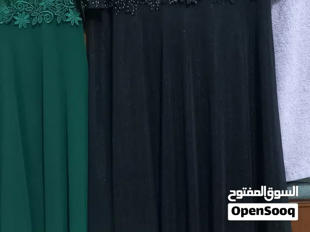 فستان مناسبات اللون اسود