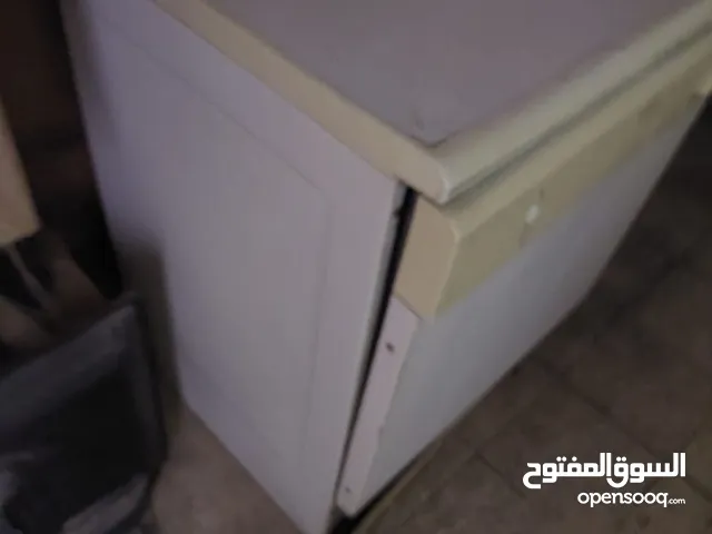   Dishwasher in Cairo