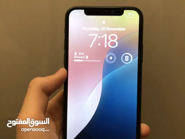 iPhone XS نضيف كتير