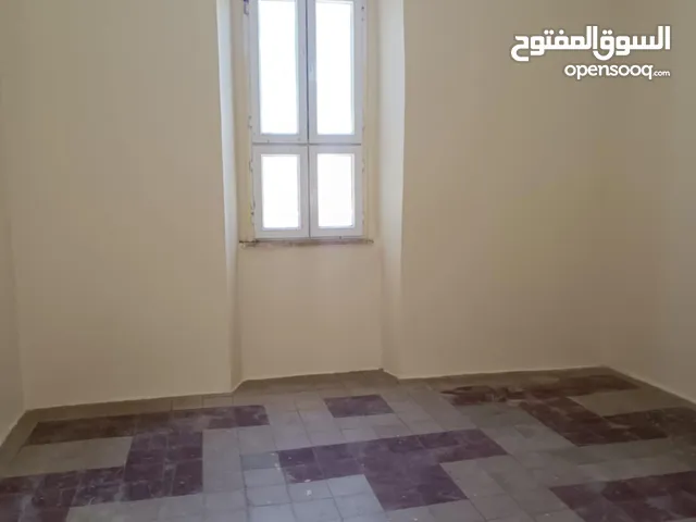 1999 m2 More than 6 bedrooms Townhouse for Sale in Tripoli Al Dahra