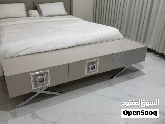 طاولة تلفاز