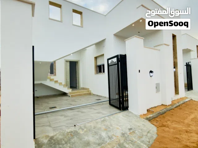150 m2 3 Bedrooms Townhouse for Sale in Tripoli Ain Zara