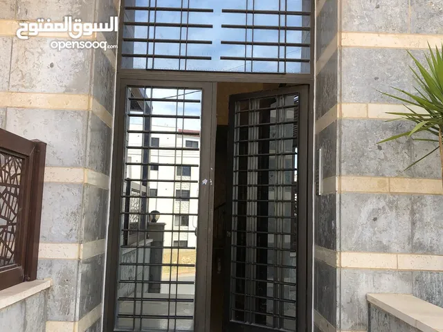 150 m2 3 Bedrooms Apartments for Sale in Amman Abu Al-Sous