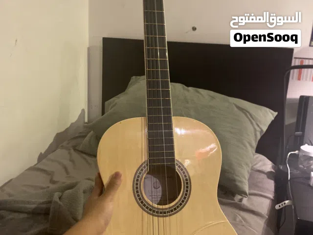 Unistar classical guitar (check description)