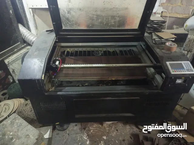 ماكينه ليزر قص خشب مساحه العمل متر مربع