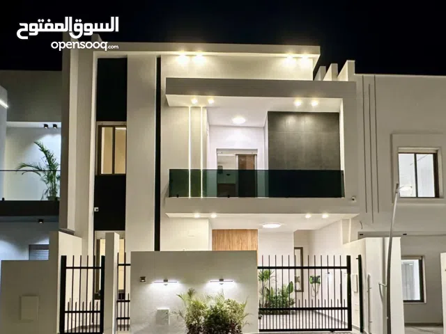 فيلا دورين وملحق بالأثاث للبيع في السراج طريق المواشي