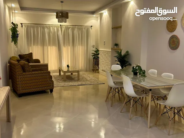 175 m2 3 Bedrooms Apartments for Sale in Giza Sheikh Zayed