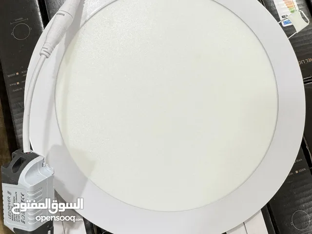 16 حبة اضاءة دائرية مقاس 8 انج لون ابيض بحالة ممتازة جدا