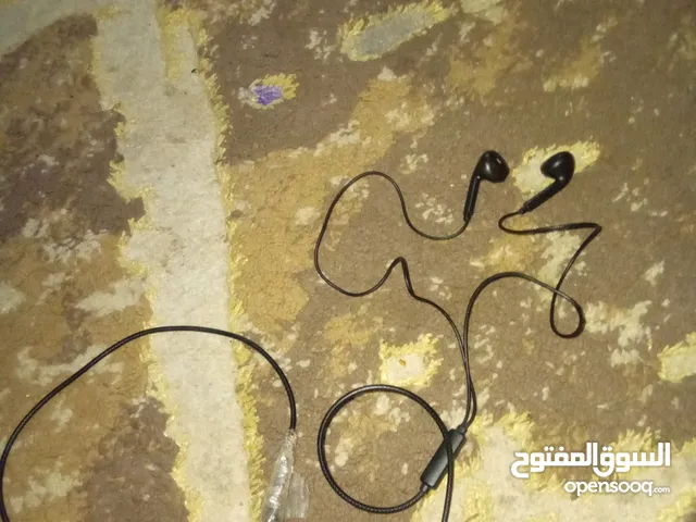  Headsets for Sale in Al Riyadh