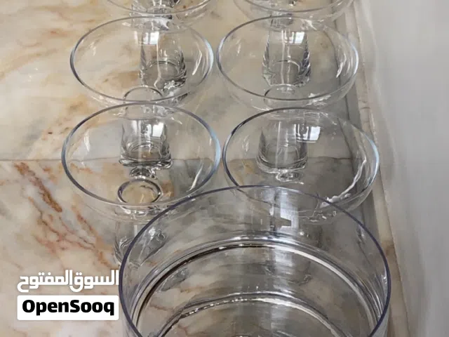 فازات زجاجية واواني متنوعه