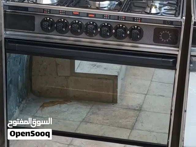 غاز يونيفرسل ايطالي