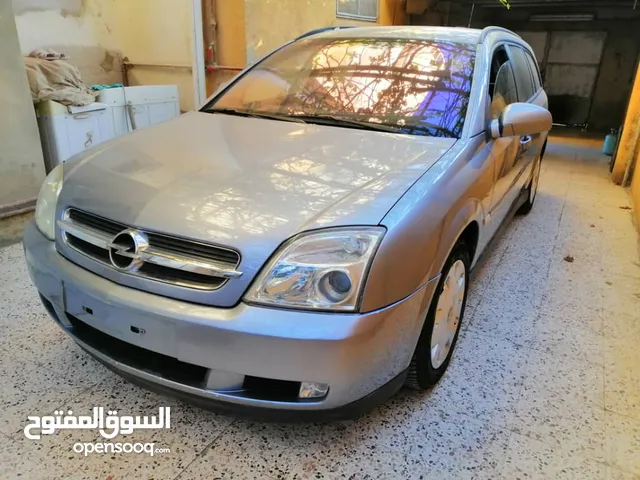 Used Opel Vectra in Benghazi