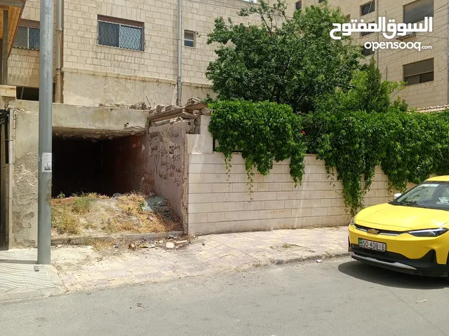 245 m2 4 Bedrooms Townhouse for Sale in Amman Sports City