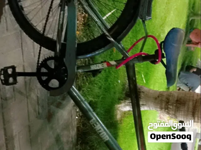 urgent sale bike cycle very good condition. breaks okay, all ok condition Good, with new wire Lock