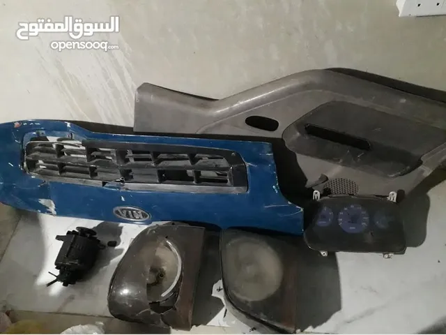 قطع بنجو كريستال شطب بطانة باب وتابلوا عددات وضوين وغطاء امامي ودينموا كله شطب