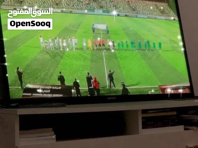 مكتبة تلفزيون يوجد بيها قجر250 قابل لنقاش