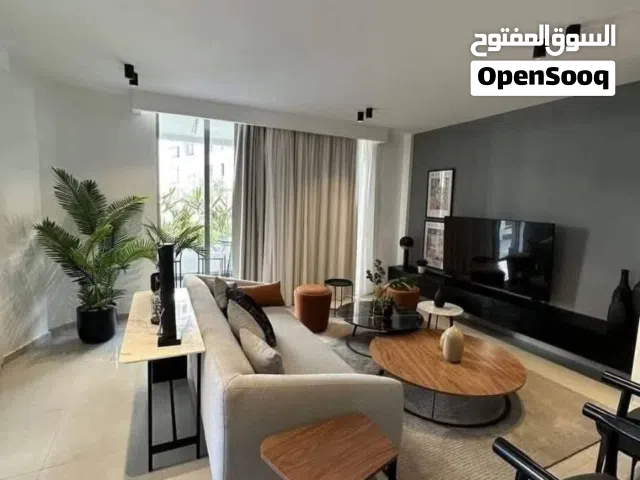 شقه للبيع متشطبه في كمبوند سوديك ايست