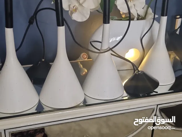 ثريات للبيع