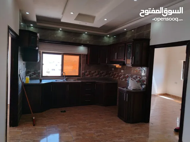 100 m2 4 Bedrooms Apartments for Sale in Amman Al-Mustanada