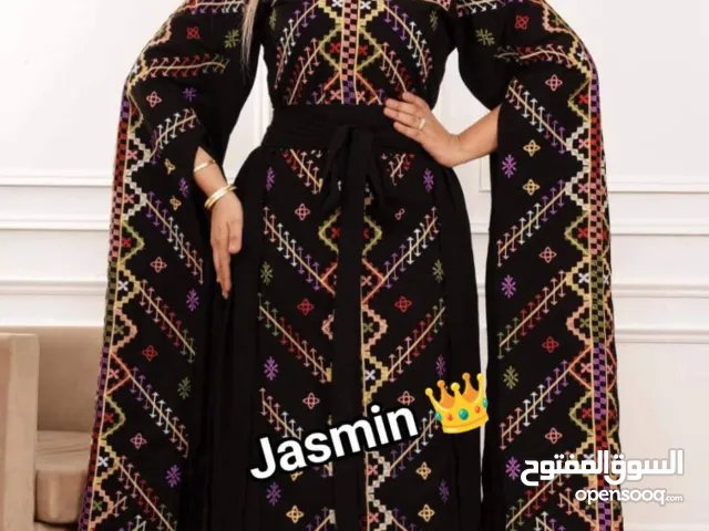 فستان مميز المناسبات